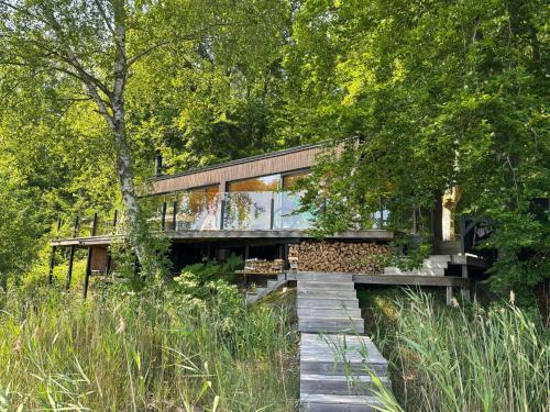 Viesnīcas āriene, Architect House With Private Dock At Immeln in Immeln