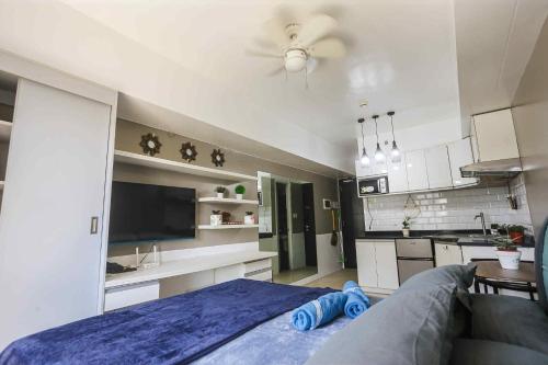 Enzo's Hideaway 5