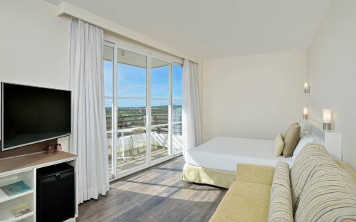 room detail thumbnail 1