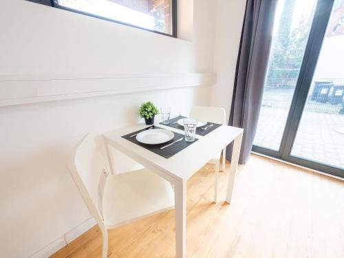 Monteurwohnung-in-Villa-8-Betten-WLAN-TV-Einbaukueche-Ahrensburg-Zentrum-Naehe-Hamburg-AGRP1201 in Ahrensburg