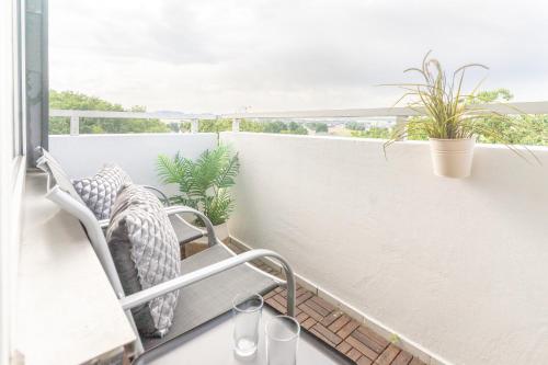 景觀, MR Living I modernes Apartment mit Einzelbetten, voll ausgestattete Kuche, Balkon, WLAN, Parkplatz,  in 林登