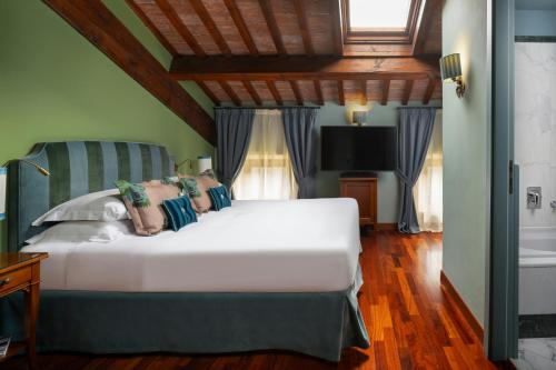 1 queen bed