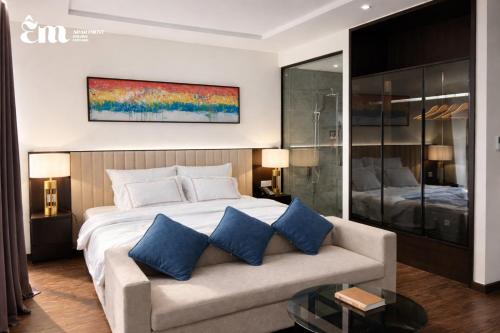Em Apartment - Ocean View, Sapphire Residence S2 near Bai Chay Bridge