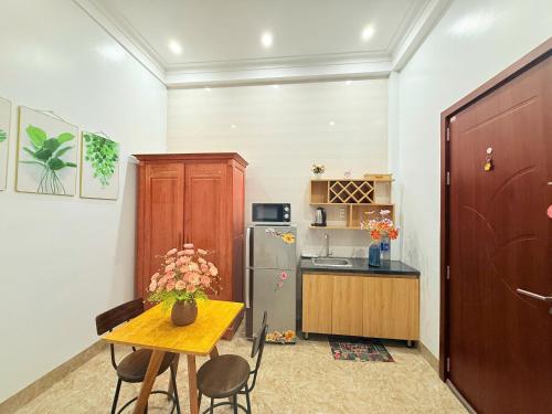 SUNNY Apartment Hue near HAPPY HOUSE