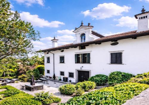 Exterior view of Villa De Rubeis Florit