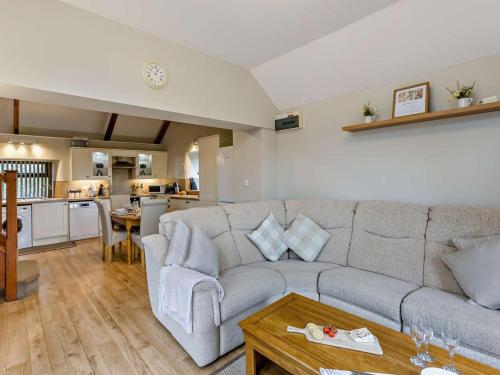 Vybavení, 2 Bed in Beaworthy oc-tilli in Ashwater