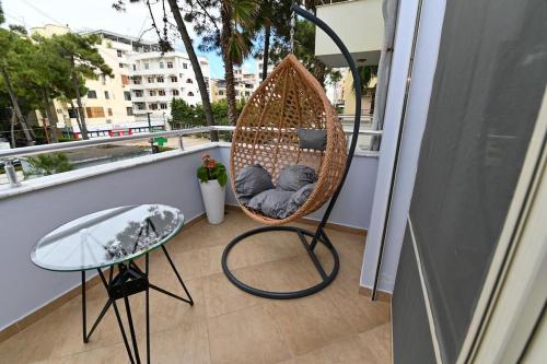 Kojku Apartment with Free Private Beach - image 4