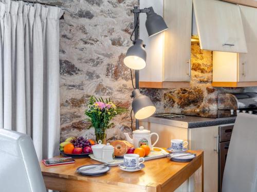 Iekārtas, 1 Bed in Exeter oc-warre in Cockwood