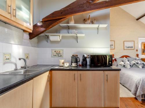 Iekārtas, 1 Bed in Exeter oc-warre in Cockwood