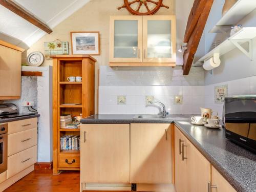 Iekārtas, 1 Bed in Exeter oc-warre in Cockwood