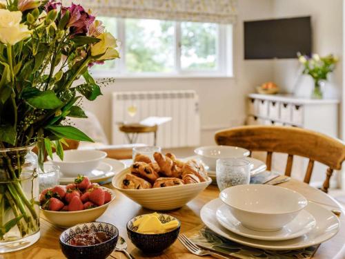 Iekārtas, 2 Bed in Taunton oc-83696 in Neroche