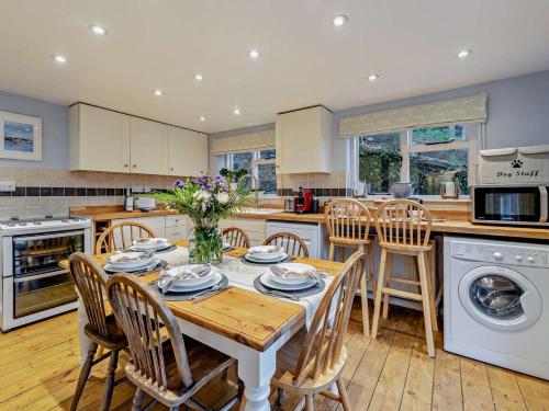 Iekārtas, 3 Bed in Bideford oc-90864 in Weare Giffard
