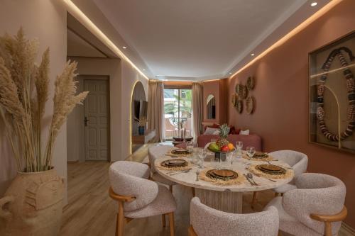 GUELIZ Seven Stays - image 7