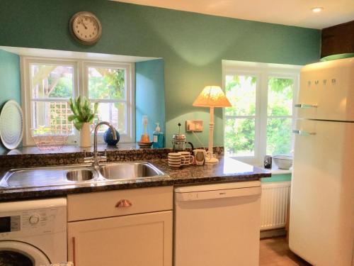 Iekārtas, 2 Bed in Bideford oc-tcvalen in Weare Giffard