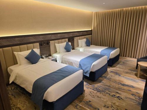 Sedra Alalami Hotel Room Type - Standard Triple