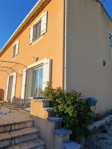 Maison de Vacances Au Pied du Mont Ventoux
