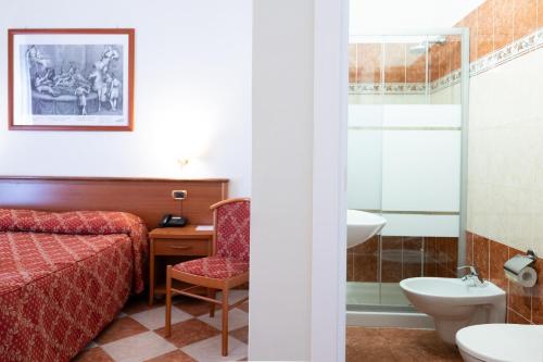 Hotel RomAntica, Rome (photo 3)