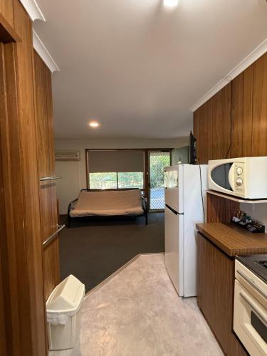 Corowa Caravan Park on the Murray River in Corowa