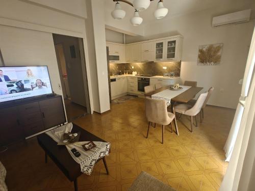 Alexia city nest Lovely apartment for 5 in the ce - image 5