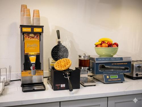餐饮, Super 8 by Wyndham Nacogdoches Near University in 纳科多奇斯(TX)