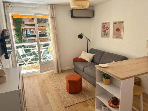 Le Mimosa, Studio à La Favière