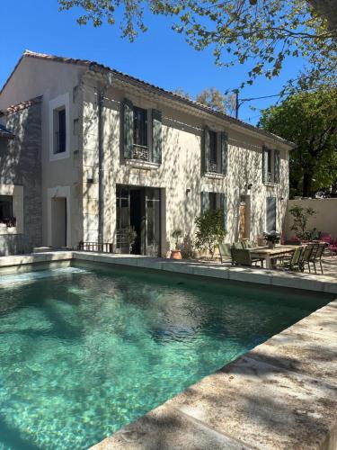 "Mas des petits", Suite privee au pied des Alpilles - Cabannes