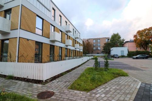 Stylish studio, private parking, washer & dryer in Torupilli