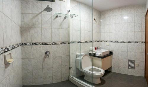 Duplex 2 de Mayo Av Free Parking Barranco O20-2 - image 3
