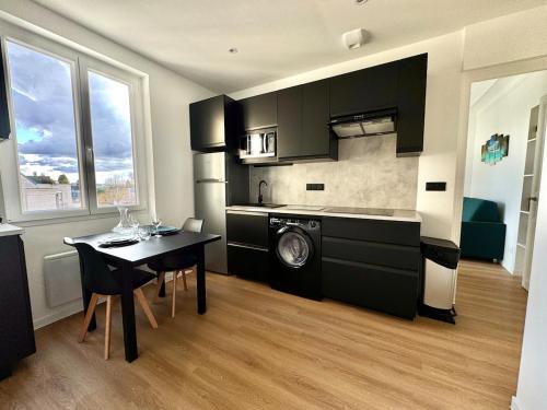 1 min Gare RER A - 20min Paris - Joli studio neuf in Maisons-Laffitte