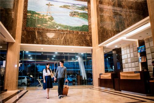 Vestibule, Sahid Batam Center Hotel and  Convention in Batam