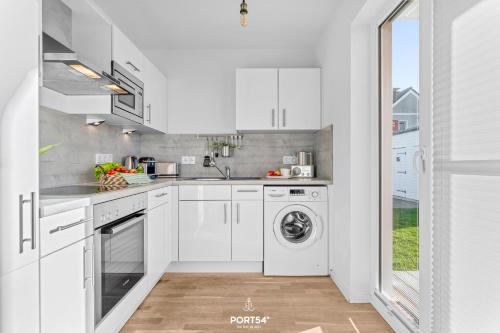 Kitchen, Ferienwohnung Knuts Koje Olpenitz in Olpenitz