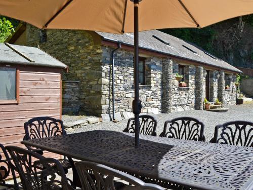 Exterior view, Ty Hir Bwlch Gwyn Farm Equestrian Centre in Fairbourne