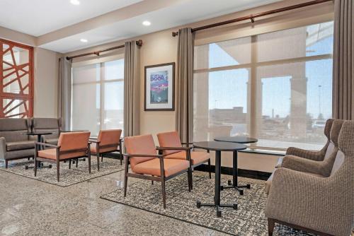 Drury Inn & Suites Colorado Springs Near the Air Force Academy - image 38