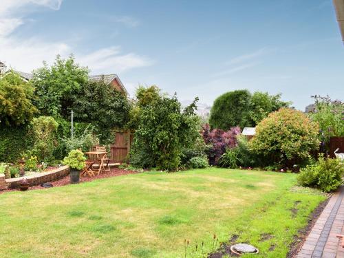 Garden, Meadowfield View in Ryton