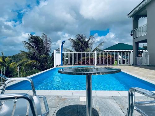 Appartement avec vue sur mer à Ducos, 80 m², piscine - Location saisonnière - Ducos