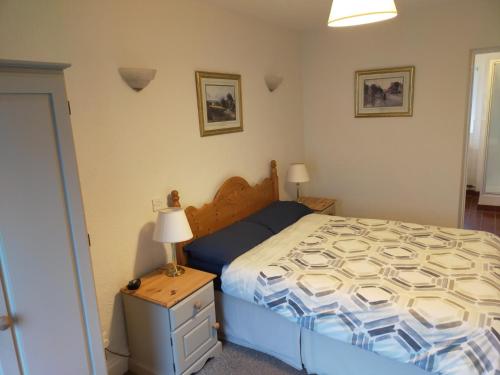 1 double bed