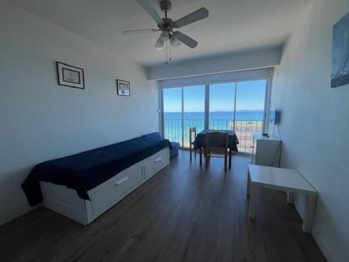 Studio avec vue mer au Lavandou - FR-1-308-77
