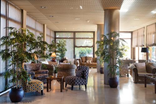 حانة/استراحة, Luna Club Hotel Yoga & Spa 4Sup in Santa Susana