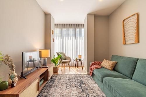 Beri Boutique Spot - Cozy & Stylish experience!