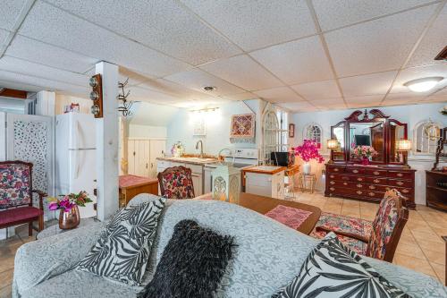 3 Mi to Bath Historic District! Stylish Studio in 巴斯