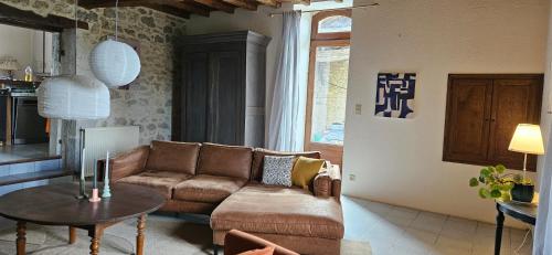 Shared lounge/TV area, LA Maison LOUSTANEO in Prayssas