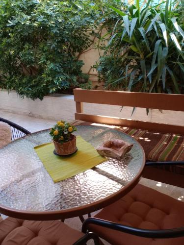 Garden studio in ไพเรียส