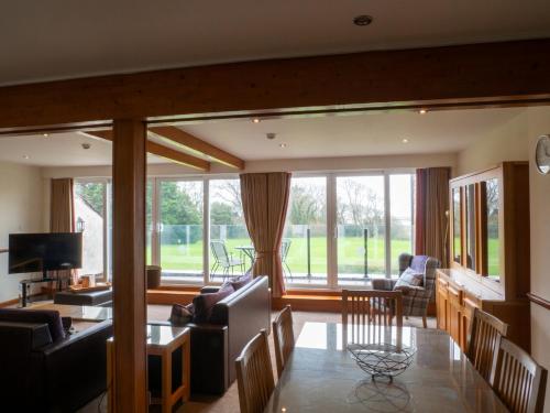 Elmers Court in ลิมมิ้งตัน