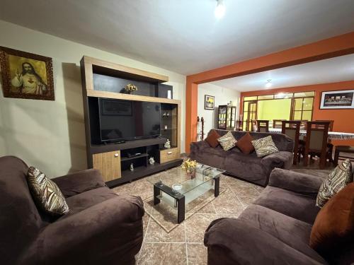 Linda casa espaciosa y acogedora en Nuevo Chimbote