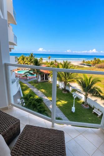 An apartment with ocean views in Palo Grande