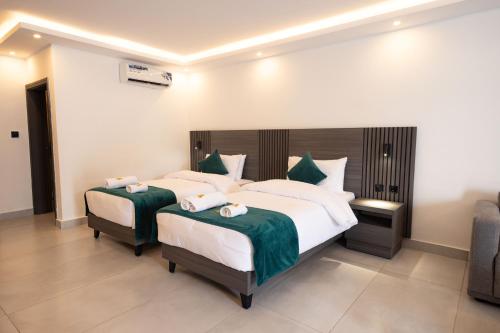Hillside hotel in Kenema