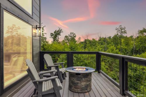Sunset Chalet cabin in Gatlinburg, USA