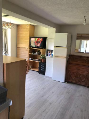 Iekārtas, Jolie Appartement bei Kassel in Sohrewald