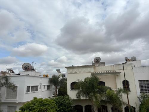 Appartement entier indépendant dans une villa à Fès (Appartement entier independant dans une villa a Fes) in Demnata