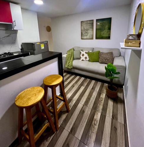 Apartamento completo cerca del aeropuerto y comercio
